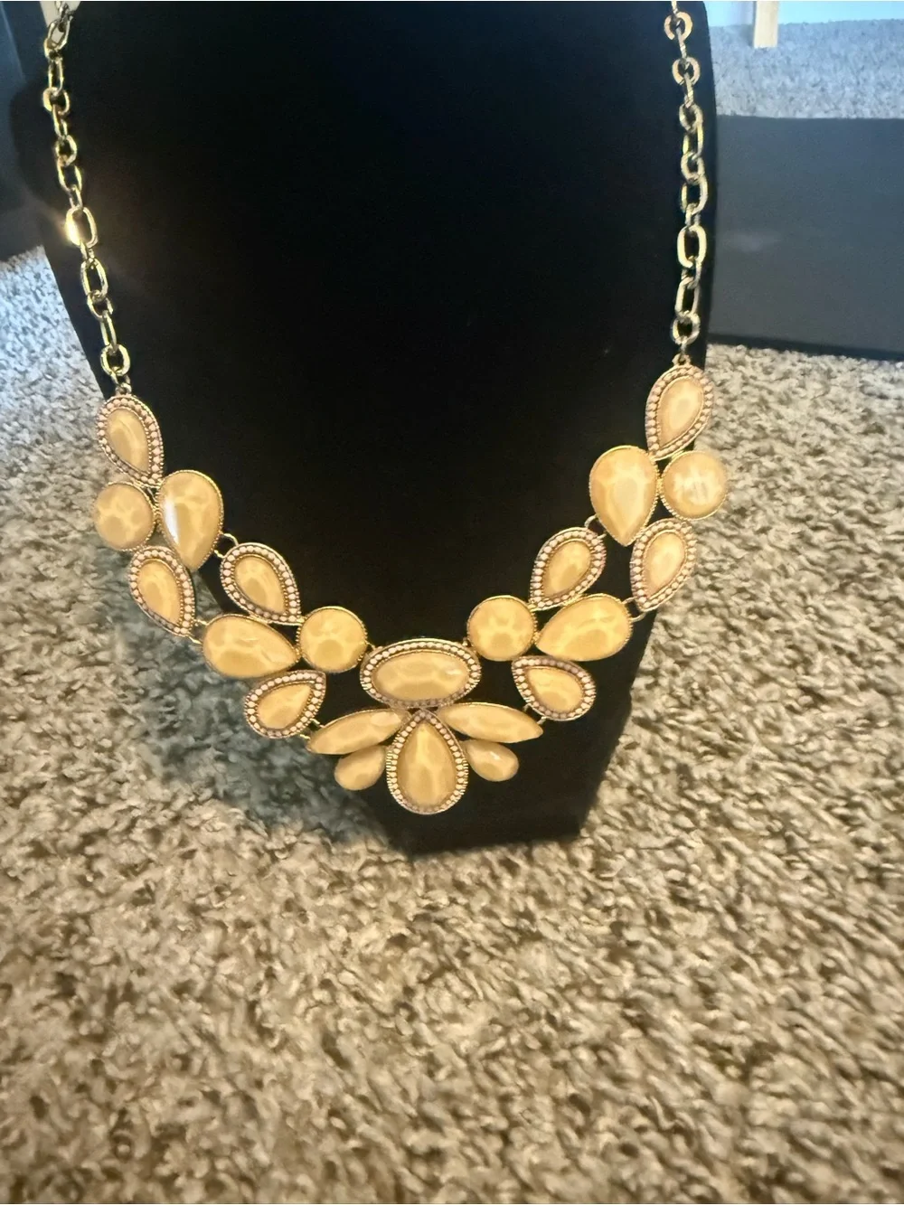 Gold Teardrop Statement Necklace - Women Jewelry 10